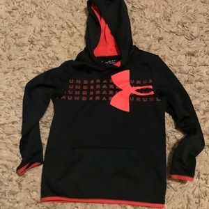 Under armor youth medium hoodie.